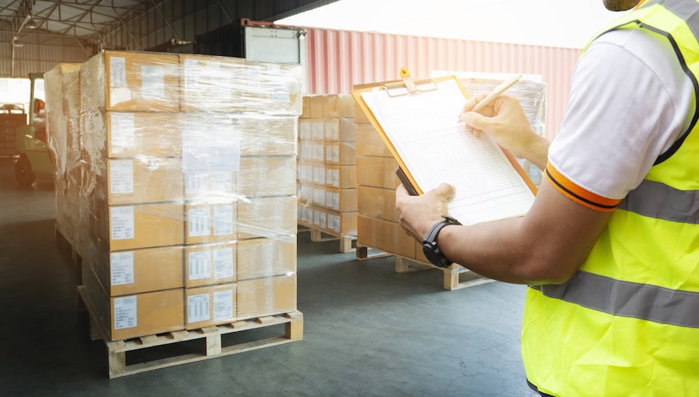 Freight and Shipping Services Between Europe and Asia